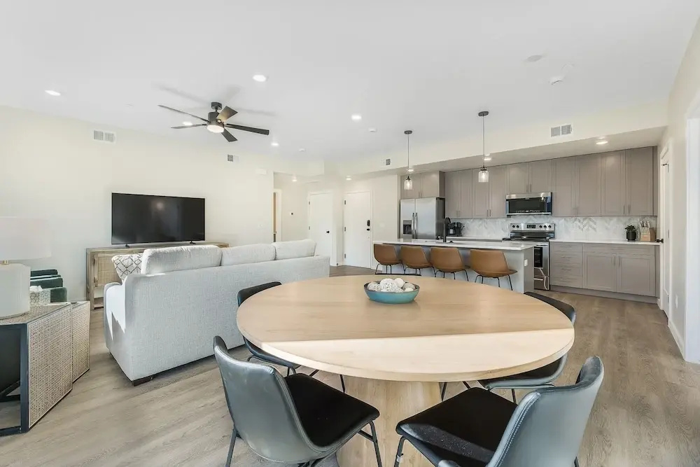 Heart And Sol 2 Bedroom Condo