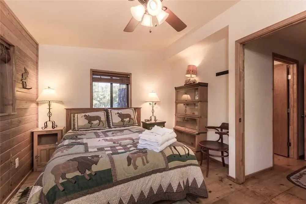 Mockingbird Cabin