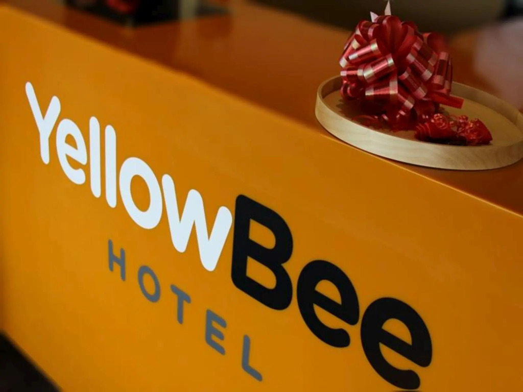 Yellow Bee Tangerang