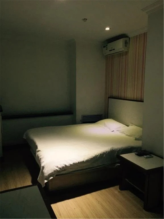 Elan Hotel Lanzhou West Station Shizi