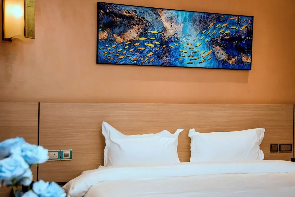 Wealth Hotel
