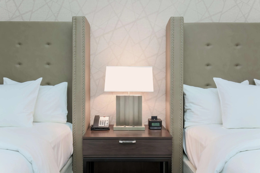 DoubleTree by Hilton Evansville