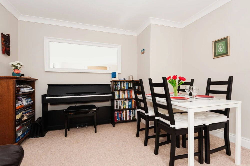 The Hogarth Road Nest - NB1