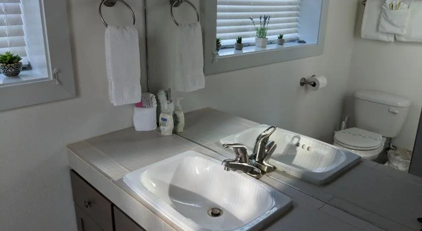 Sea Breeze Cottages