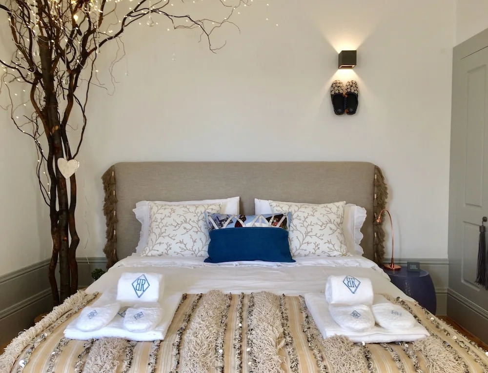 Boutique Rentals Boho Chic II Studio