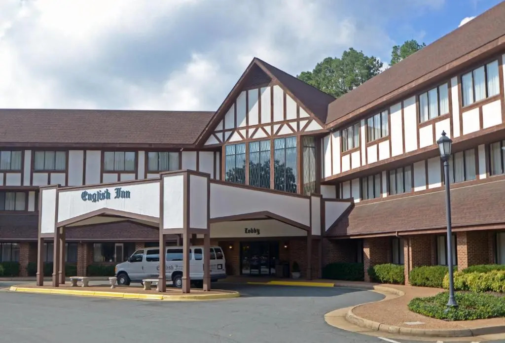 The English Inn of Charlottesville