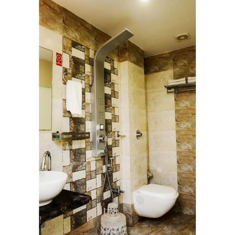Hotel Elite Continental- Near Mumbai International Airport Andheri East