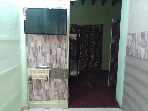 2Bhk In Heart Of City Near To Beach