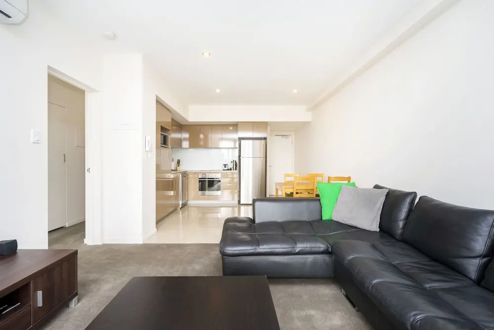 Stylish Modern Ecco Complex