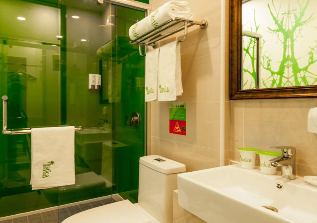Vatica Beijing East Gate Temple of Heaven LongTan Park Hotel