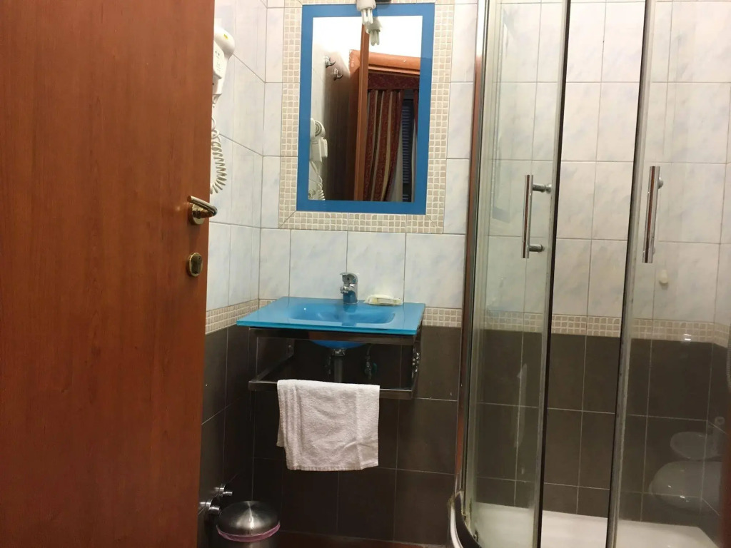 Lam Guest House