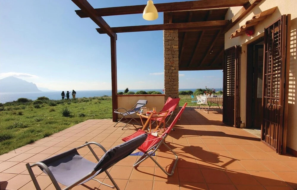 Beautiful Home in San Vito lo Capo -tp- With 2 Bedrooms