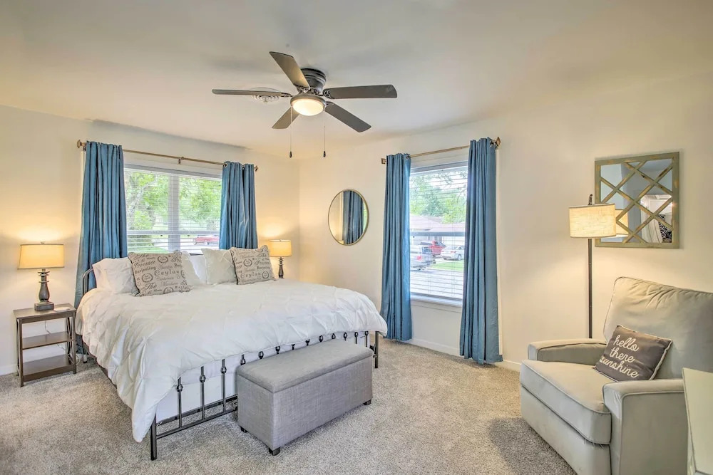 1 Mi to Main St: Brenham Retreat w/ Game Room