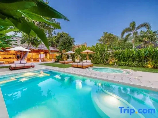 Villa Toscana - Huge 7BDR with 3 Pools