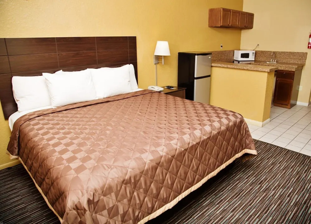 Winchester Inn and Suites Humble/IAH/North Houston