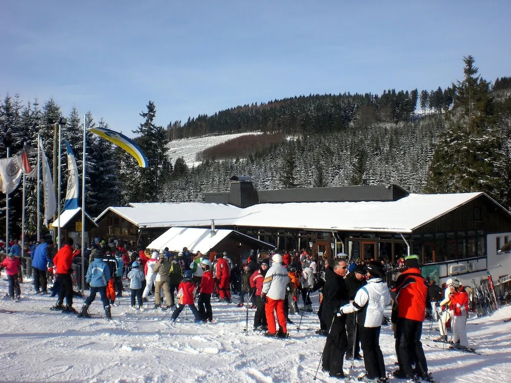 Gasthof-Pension Hunaustuben