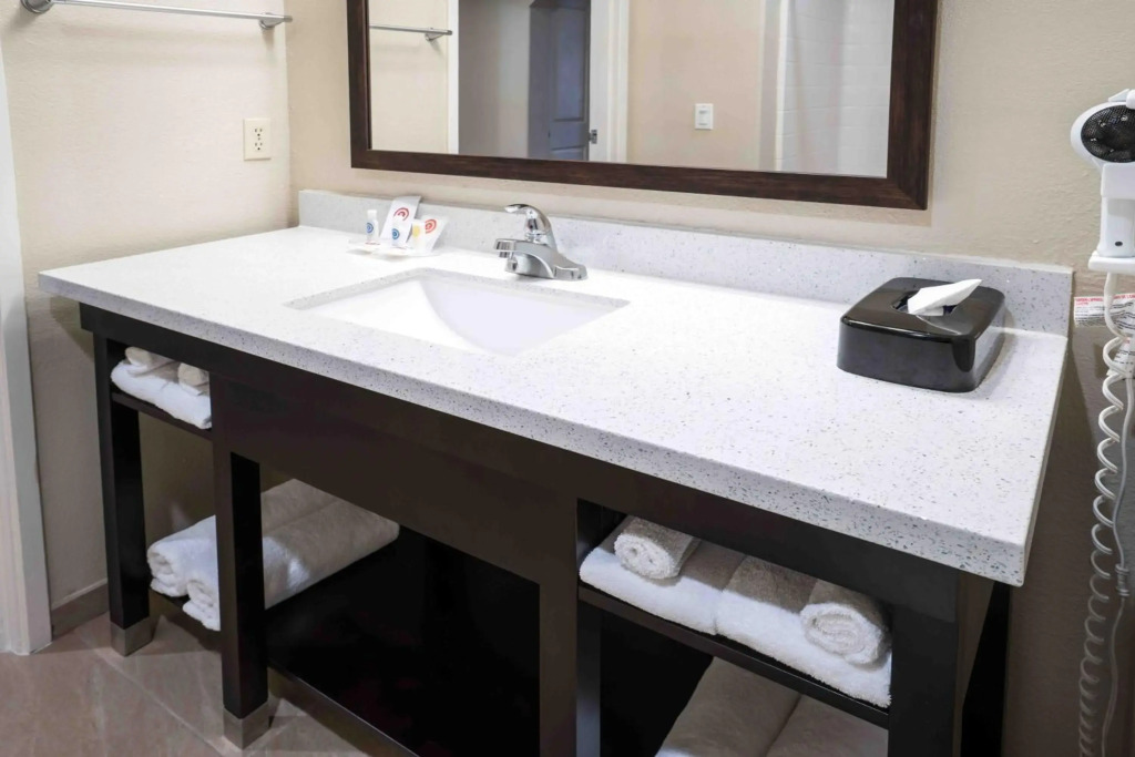 Comfort Suites Fresno River Park