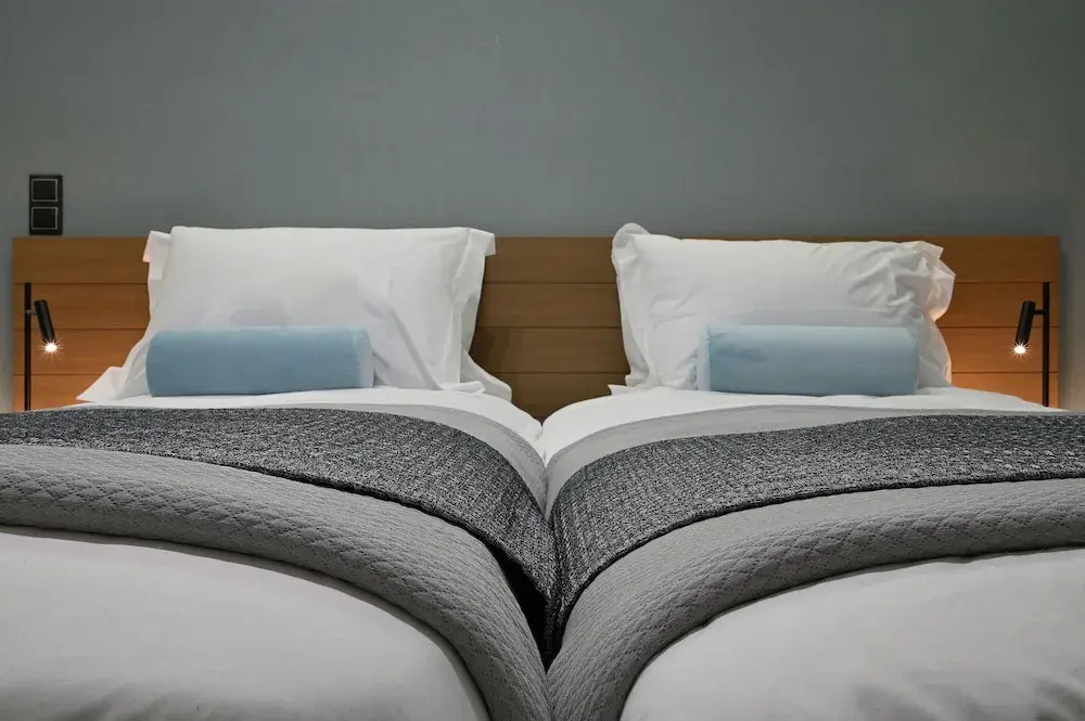 The Lop Athens Holidays Luxury Suites