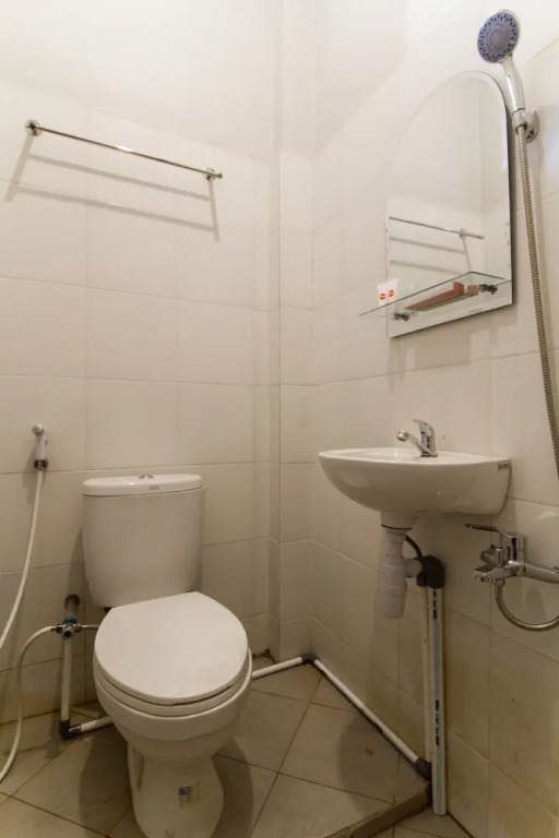 Edotel Amanah Hotel Syariah by OYO Rooms