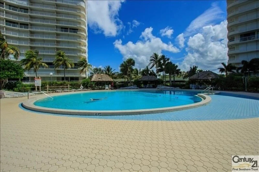 Sst3-703 - South Seas Tower 2 Bedroom Condo by Redawning