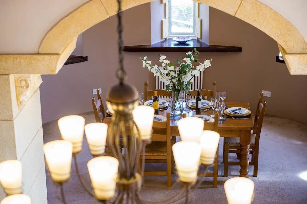 The Old School - An impressive countryside retreat, yet close to the coast