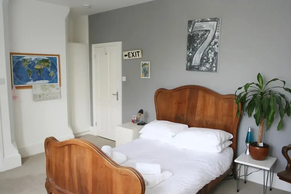 Modern Wandsworth Home By East Putney Station