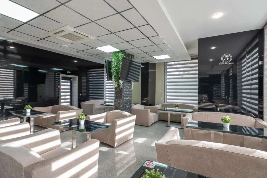 Хотел Boutique 5
