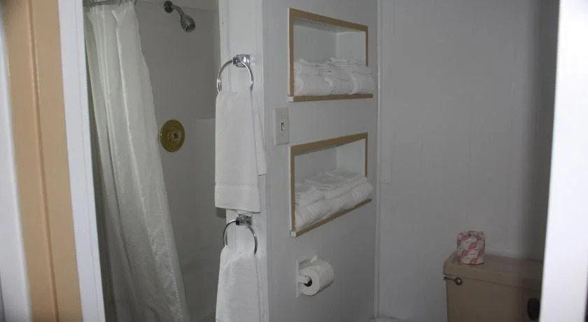 Economy Inn