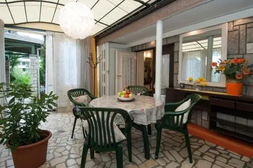 Apartmani Nives