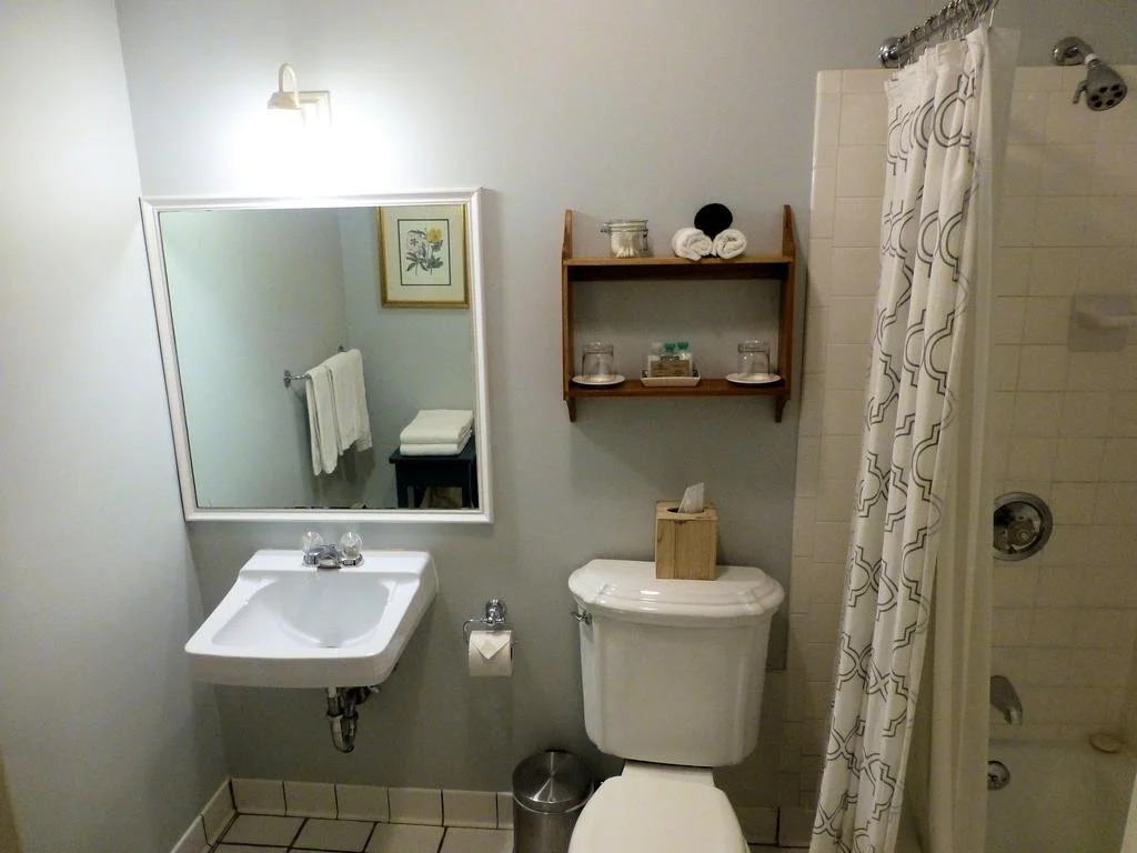 Four Columns Inn