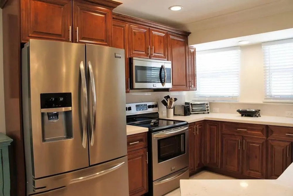 Beautiful Villa, Family Friendly, Access to Dock