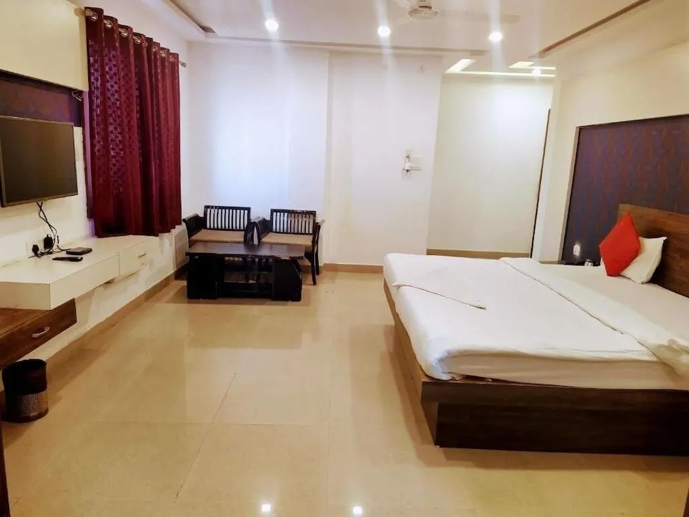 Hotel Abhinav Royal
