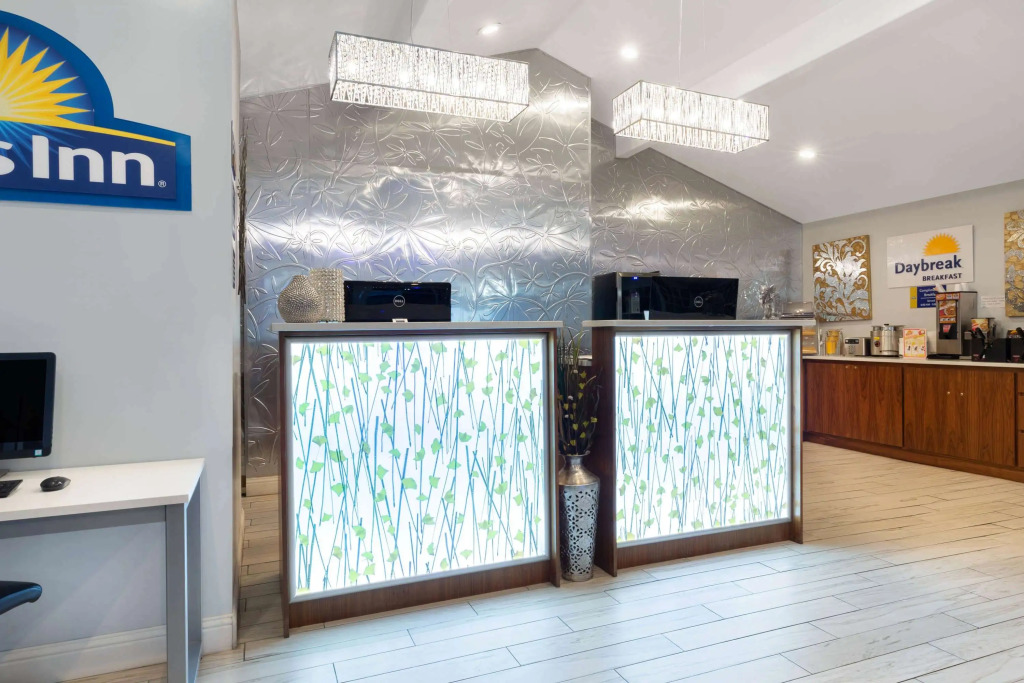 Rosewood Inn & Suites