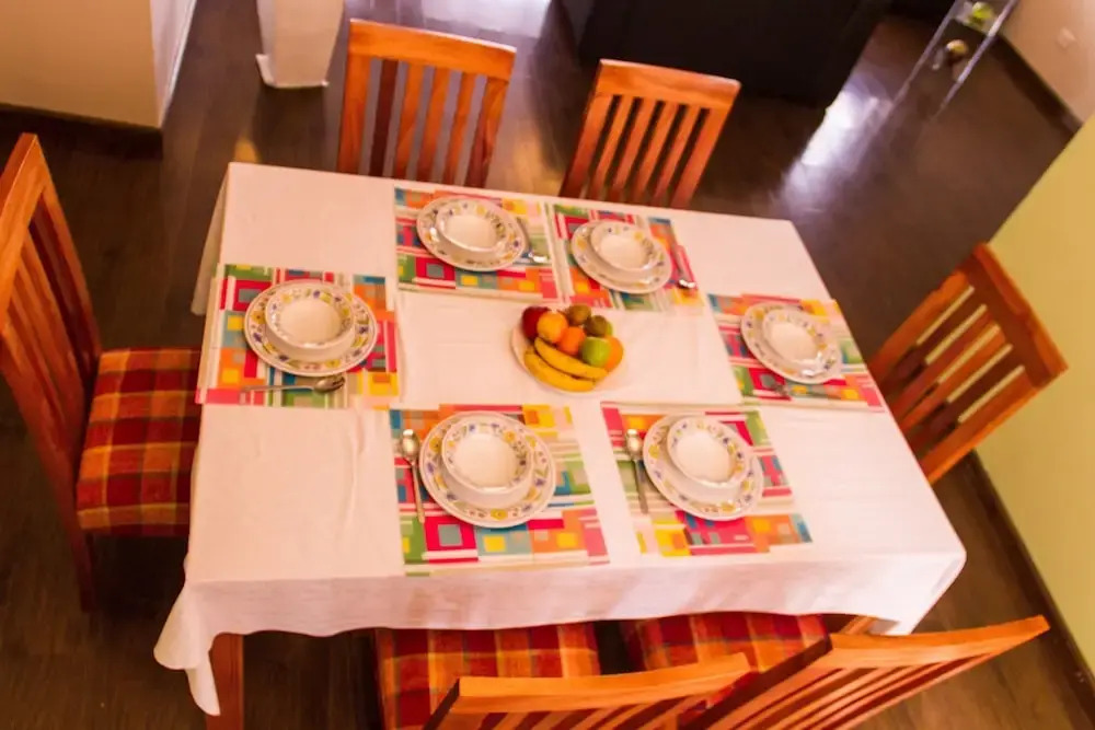 Huku Qwetu C5 City Breeze Apartment