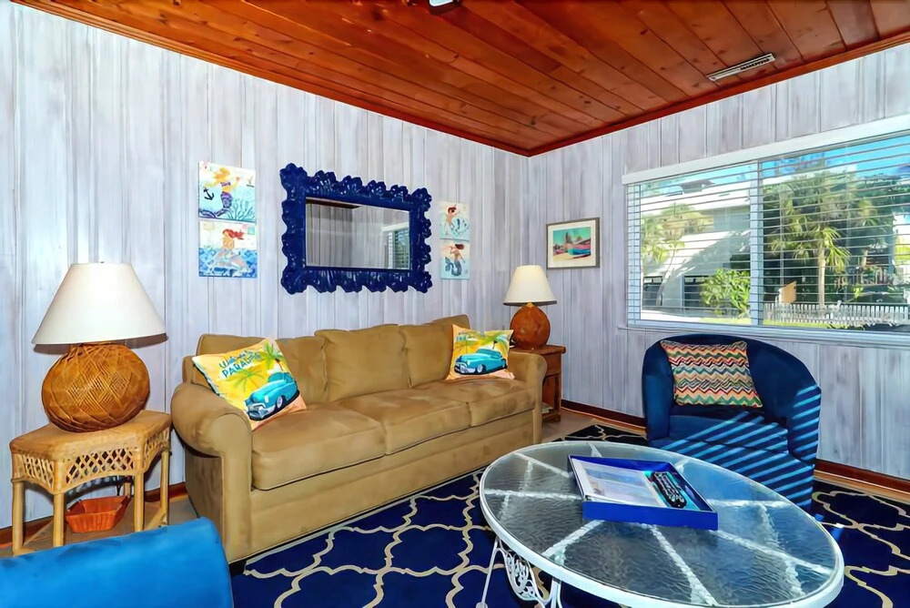 Paradise Cottage 2 Bedrooms 2 Bathrooms Home