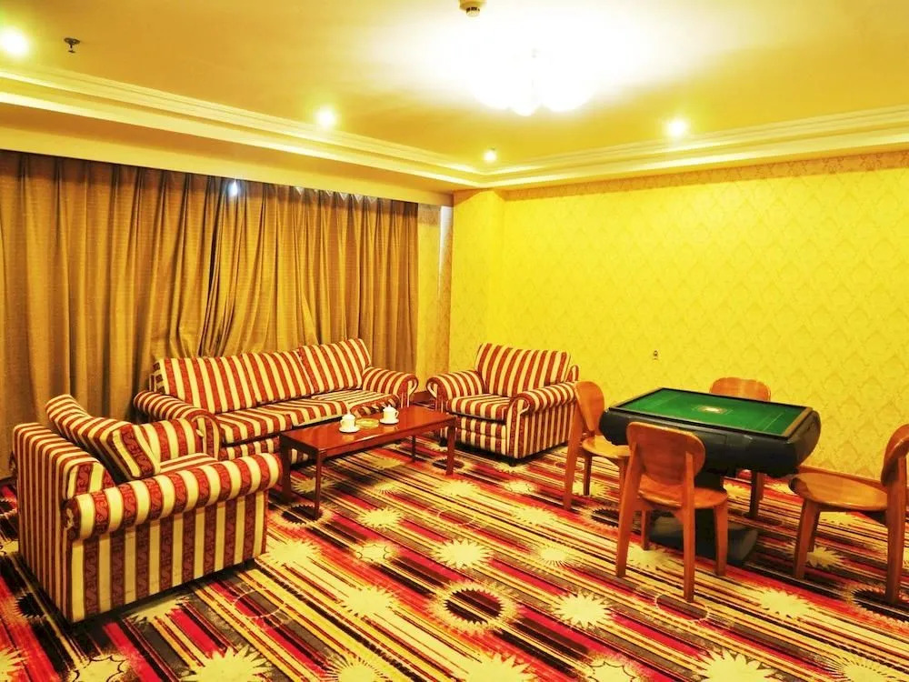 Chengde Bifeng Hotel