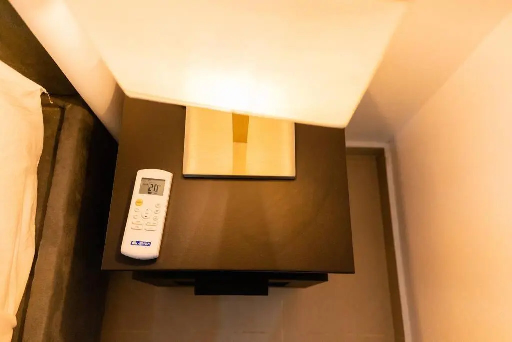 Comfortable/Balcony /2 Bedrooms/22 Min Airport STI