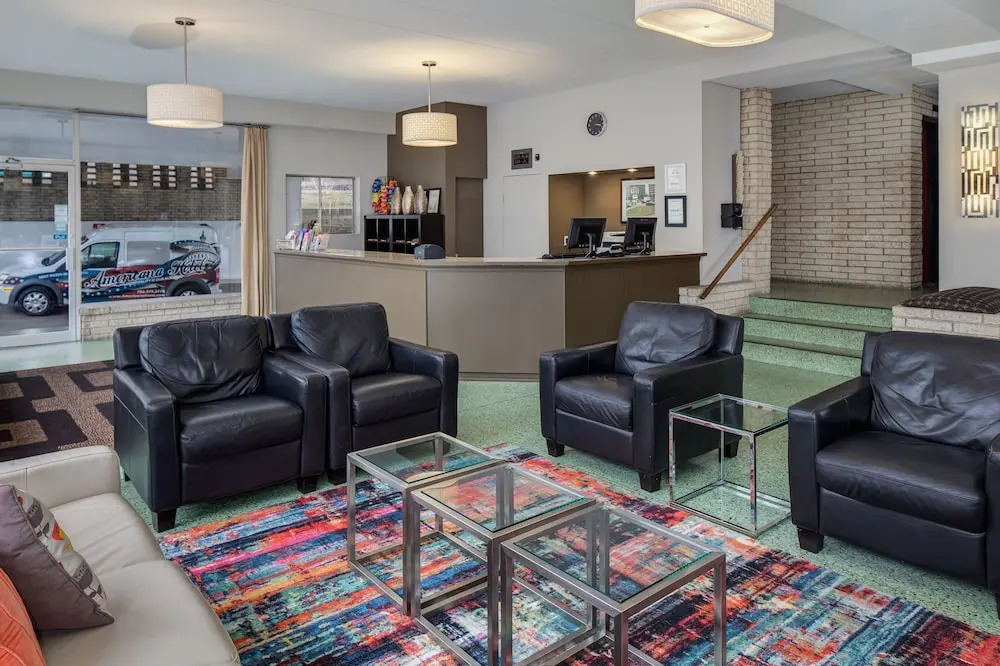 Americana Hotel