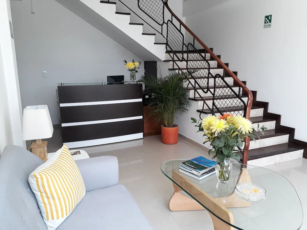 Kalos Meraki Apartasuites