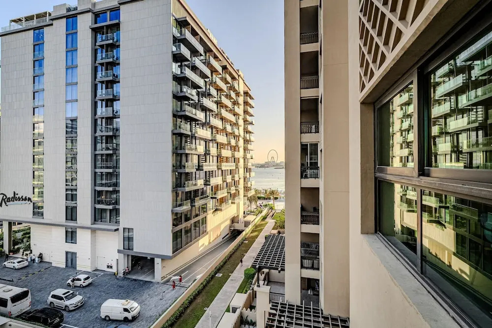 Fairmont South Residence 412