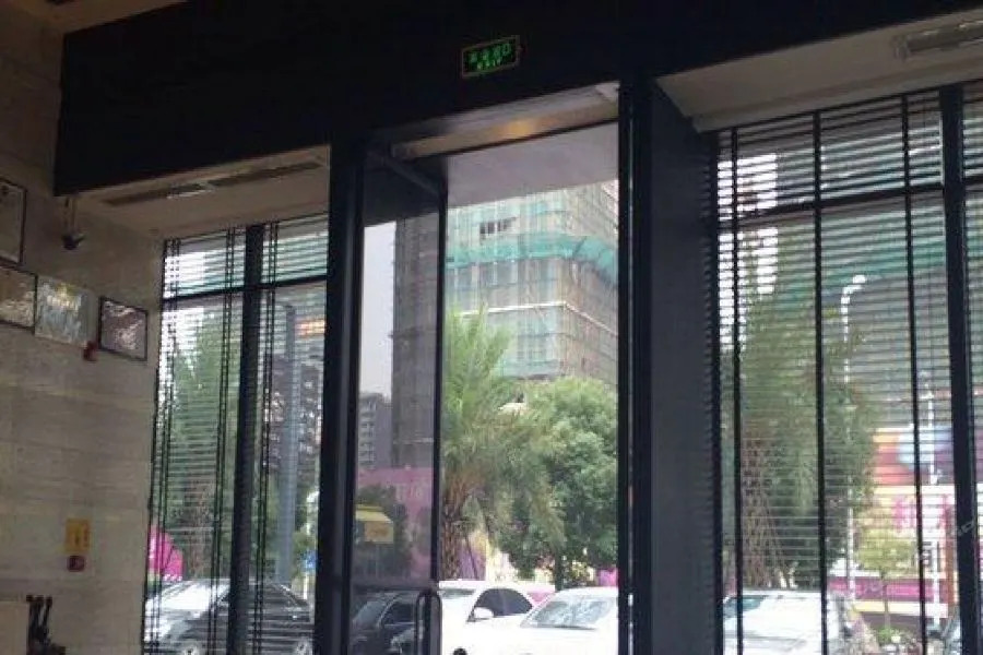 Love Life Hotel Wanda