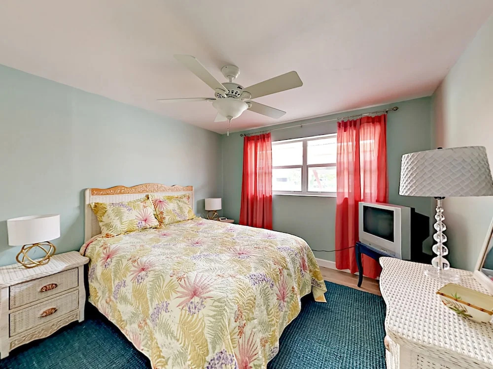463 Washington Court Home 3 Bedrooms 2 Bathrooms Home
