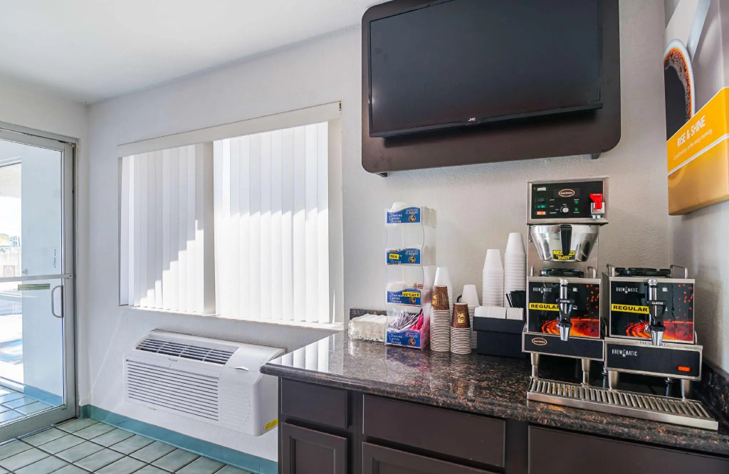 Motel 6-Mitchell, SD
