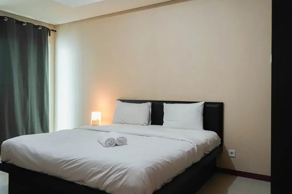 Sea View 2BR Apartment at Green Bay Condominium