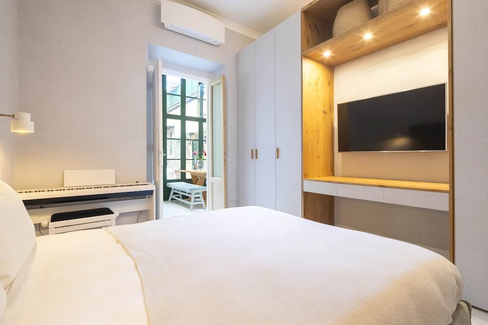w Amazing 2BR in Centric in Florencia