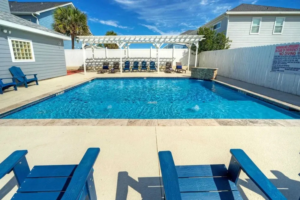 Beach Nearby + Pool 6-units Costa Bahia w/ Pet Access