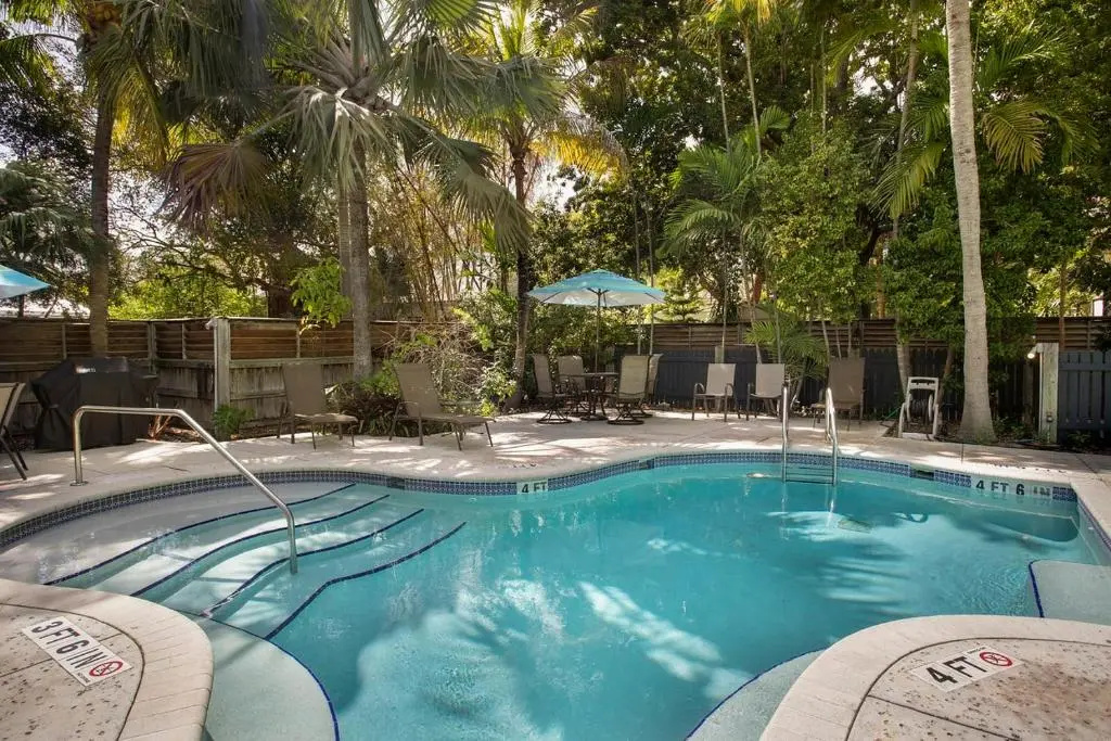 6 Bedroom 6 Bath Guesthouse on Duval Street