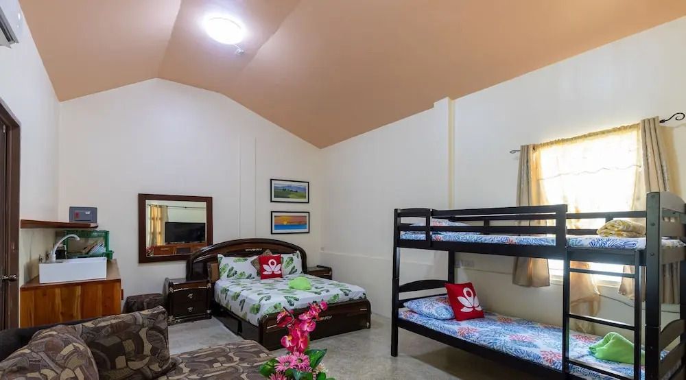 ZEN Rooms Ice Bear Inn Panglao