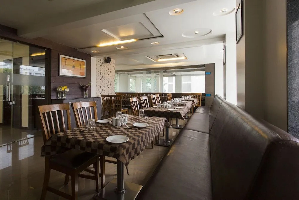 OYO 9088 Hotel Bhagyashree Executive