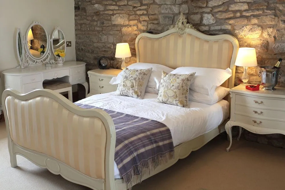 Stoop Farm Bed & Breakfast
